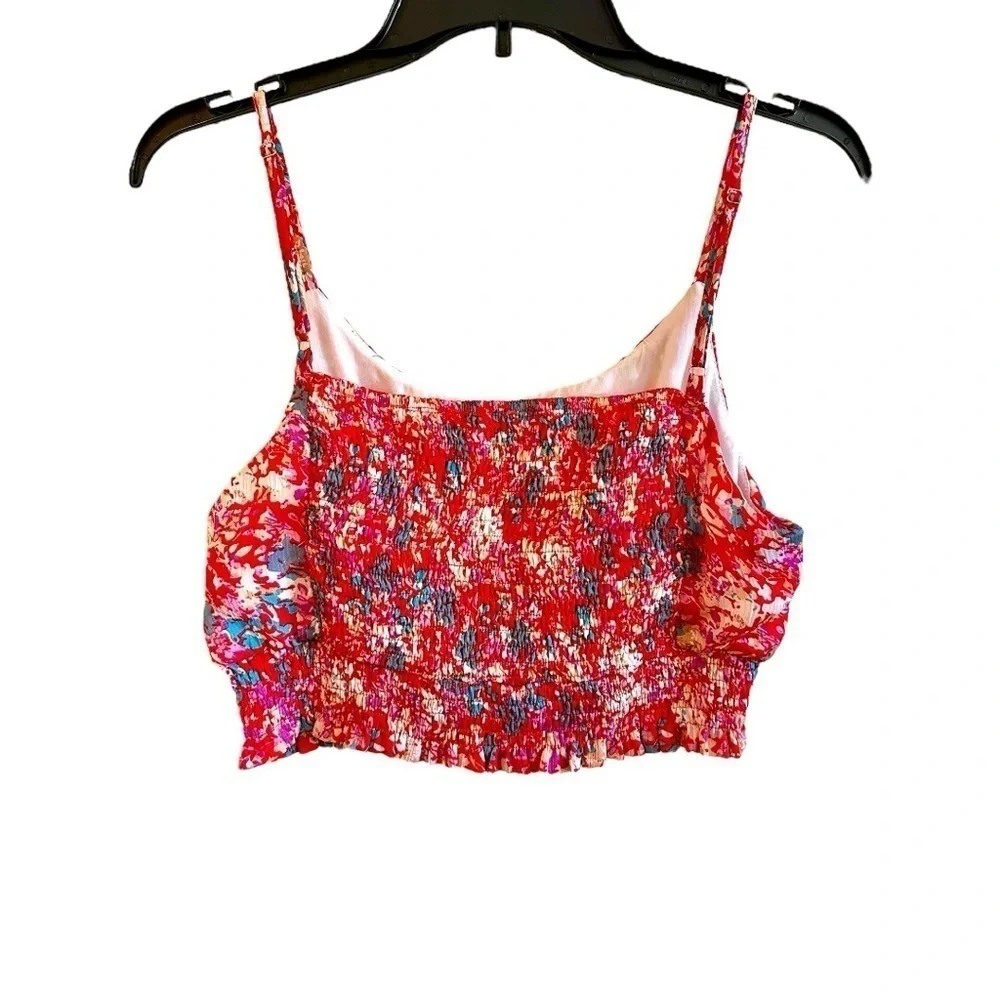FANCO, RED FLORAL PRINT CROP TOP. ADJUSTABLE STRAPS. 100% POLYESTER, SIZE L - Picture 5 of 7